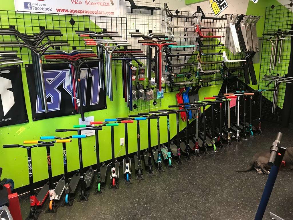 Dynamic Scooters | 3224 S Wadsworth Blvd, Denver, CO 80227, USA | Phone: (303) 816-3156