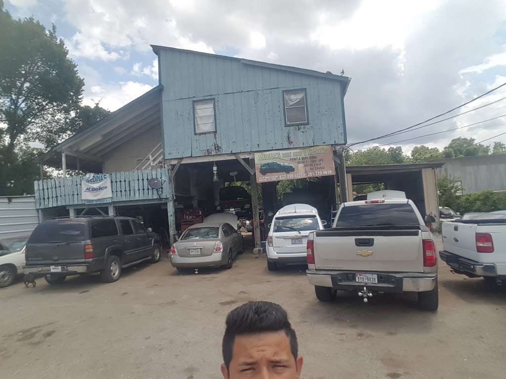Medina Auto Sales | 13410 Homestead Rd, Houston, TX 77039, USA | Phone: (281) 227-6545