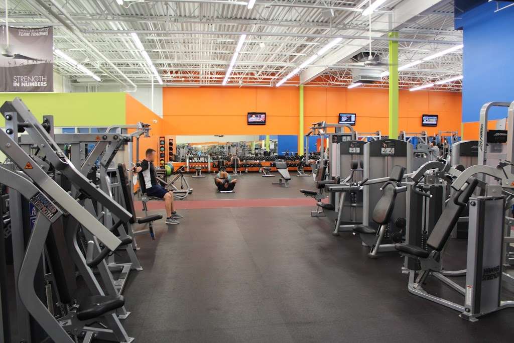 Charter Fitness of Orland Park | 66 Orland Square Dr, Orland Park, IL 60462, USA | Phone: (708) 364-0303