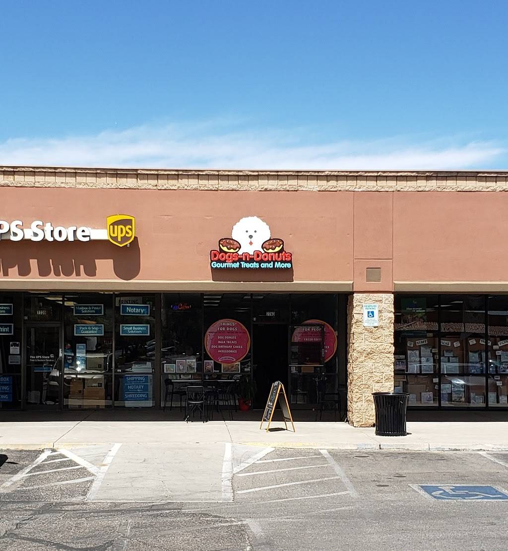 Dogs-N-Donuts | 7743 E Broadway Blvd, Tucson, AZ 85710, USA | Phone: (520) 722-1640