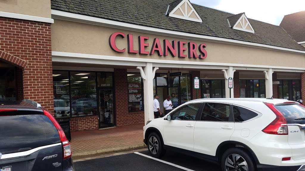 Village Cleaners | 2501 McNair Farms Dr # 9, Herndon, VA 20171, USA | Phone: (703) 713-3820