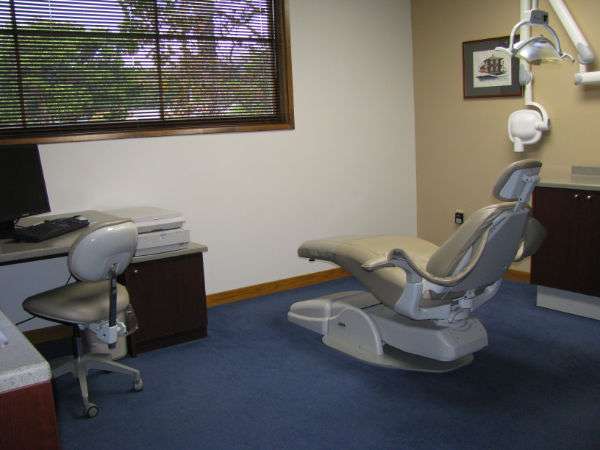 Dr. Bruce E. Abbink, DDS - Ventura Orthodontic Group | 4080 Loma Vista Rd l, Ventura, CA 93003, USA | Phone: (805) 642-2393