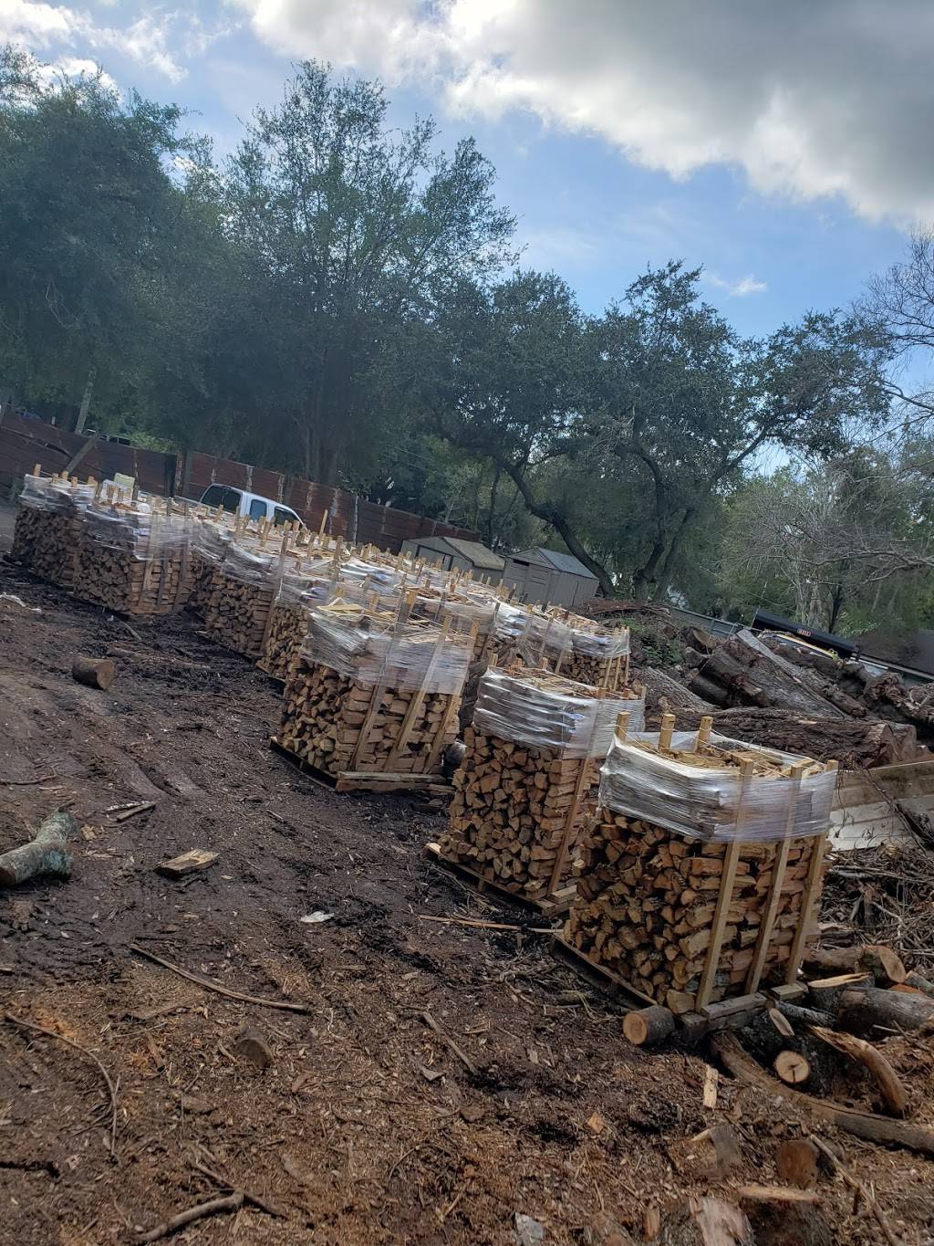 Florida Firewood | 7708 Ann Ballard Rd Lot 7708, Tampa, FL 33634, USA | Phone: (813) 220-0436