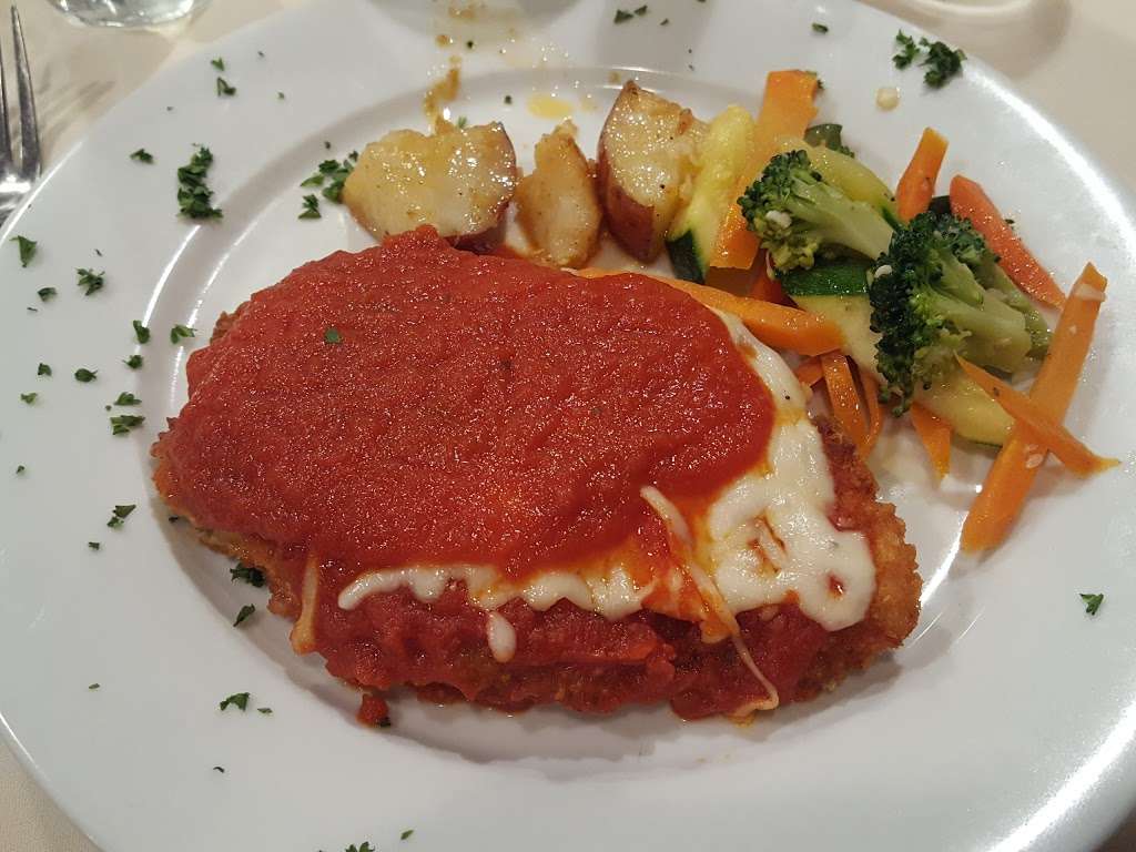 Padrinos Bistro, Italian Steakhouse & Pizzeria | 2452 Kuser Rd, Hamilton Township, NJ 08690, USA | Phone: (609) 587-7575