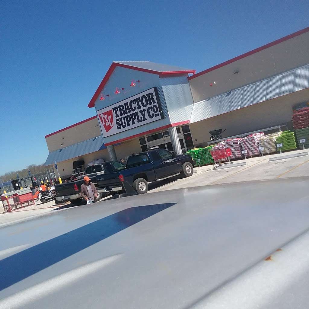 Tractor Supply Co. | 2916 N Velasco St, Angleton, TX 77515, USA | Phone: (979) 848-8855