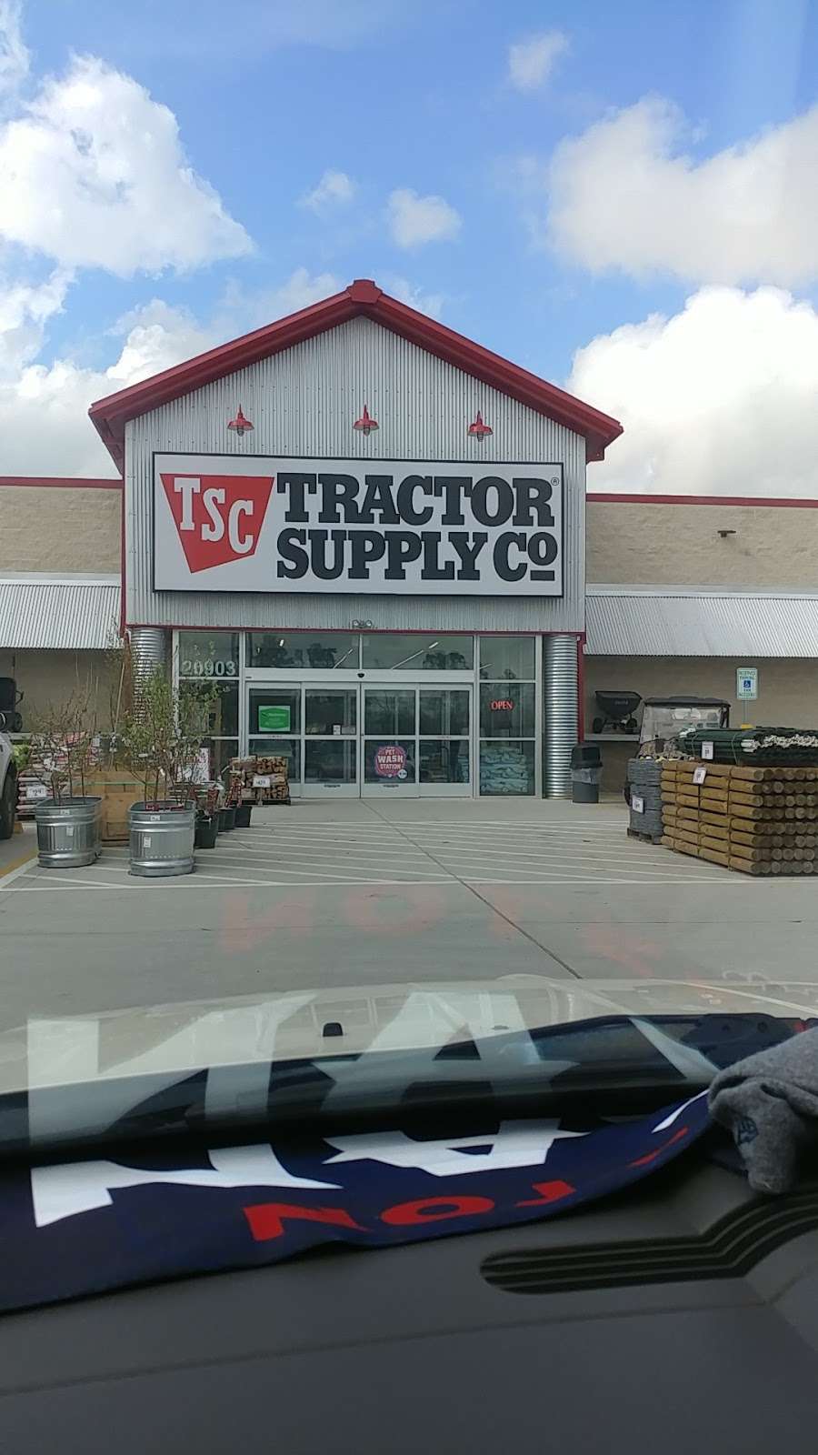 Tractor Supply Co. | 20903 Crosby Fwy, Crosby, TX 77532, USA | Phone: (936) 367-9410