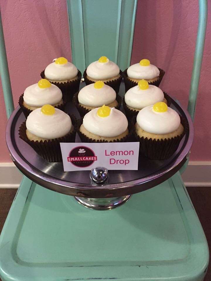 Smallcakes Cupcakery | 1279 N Emerson Ave D, Greenwood, IN 46143, USA | Phone: (317) 881-6990