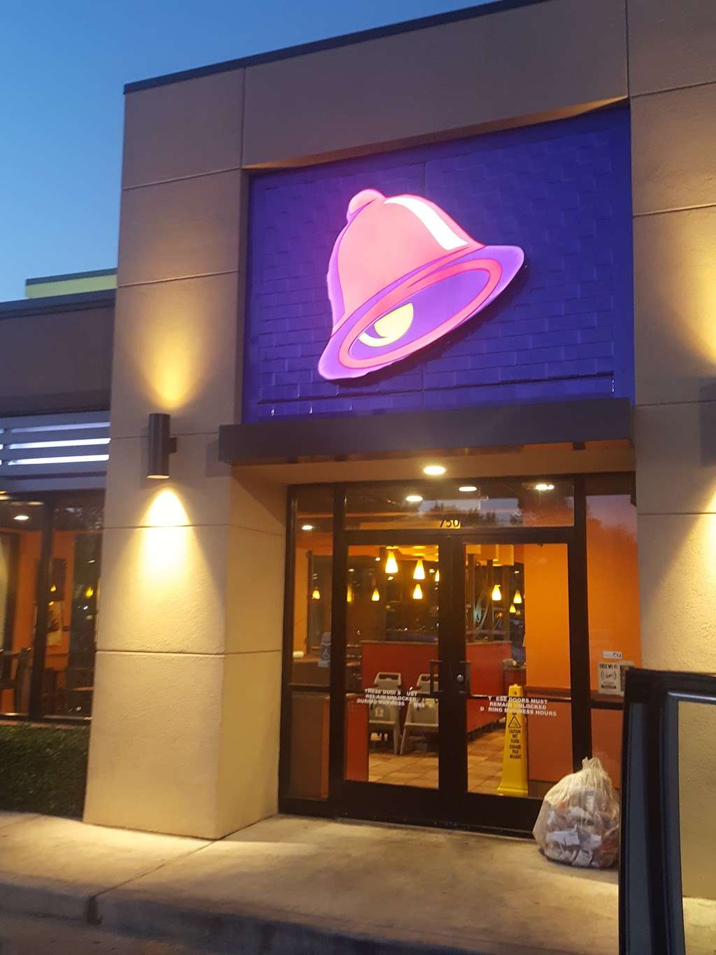 Taco Bell | 7502 Hwy 6 N, Houston, TX 77095, USA | Phone: (281) 550-8099