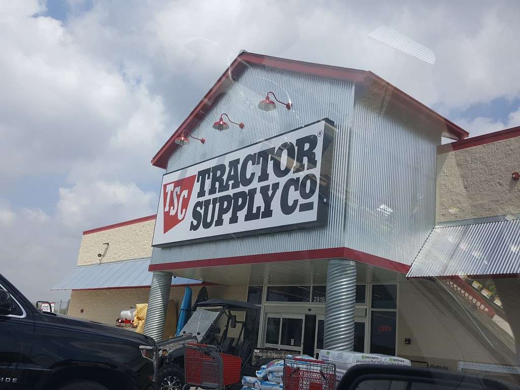 Tractor Supply Co. | 2916 N Velasco St, Angleton, TX 77515, USA | Phone: (979) 848-8855