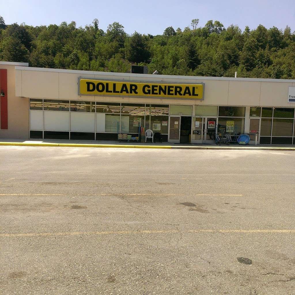 Dollar General | 1213 E Broad St, Tamaqua, PA 18252 | Phone: (570) 225-9640