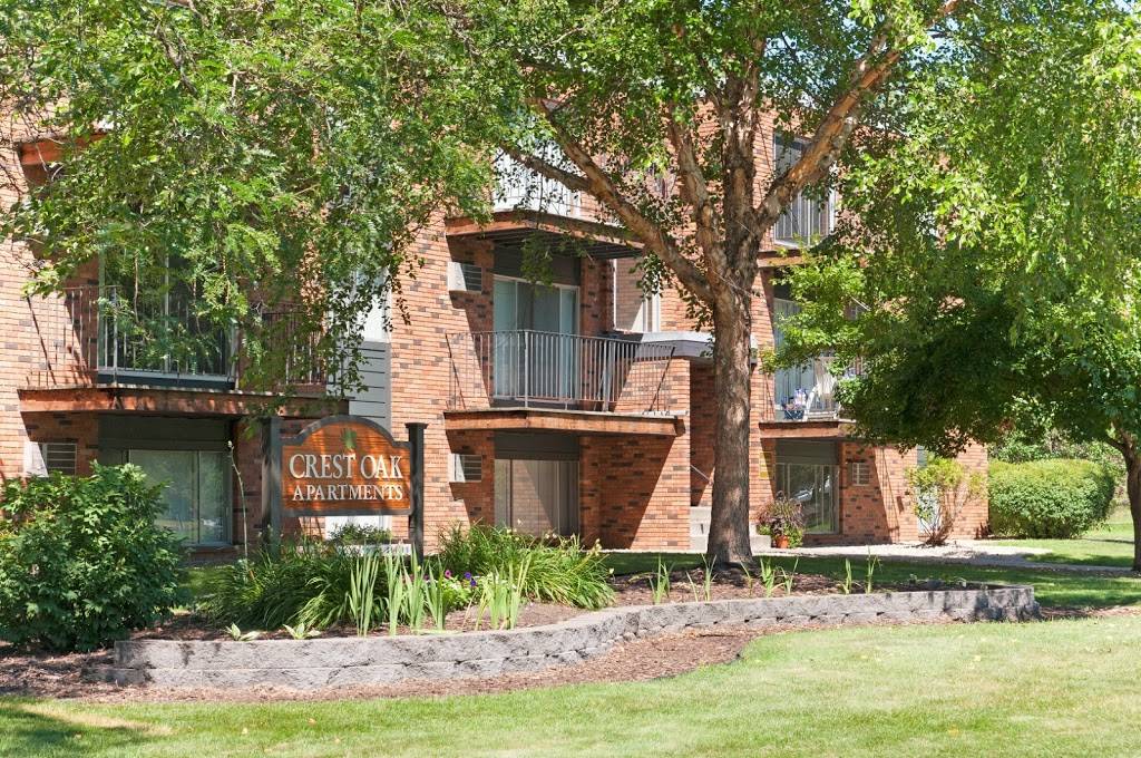 Crest Oak Apartments | 9900 Bluebird St NW, Minneapolis, MN 55433, USA | Phone: (763) 754-2411