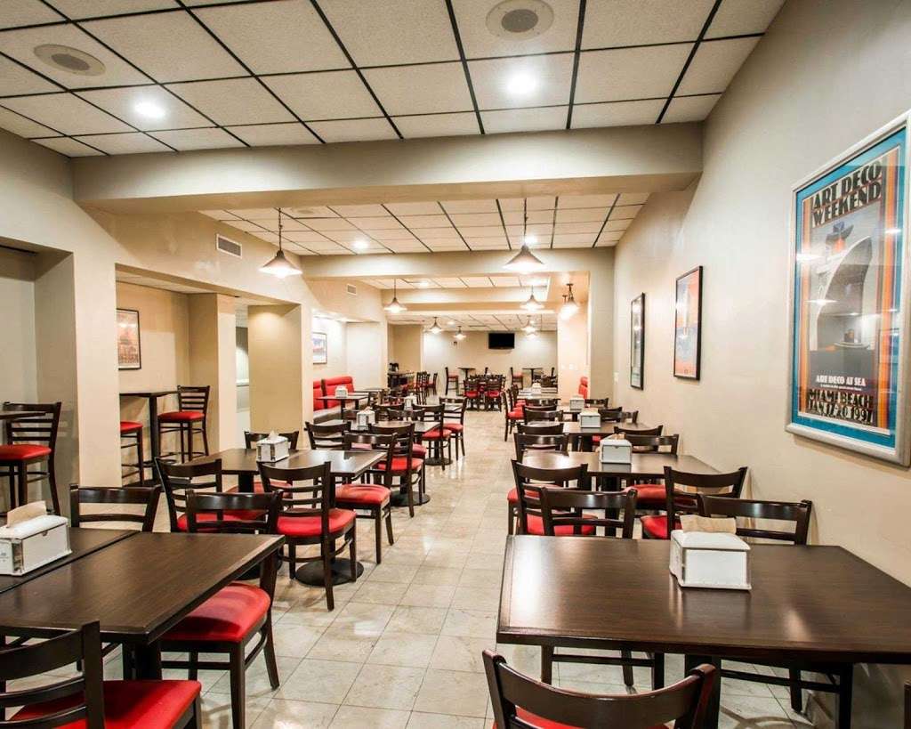 Clarion Inn & Suites Miami Airport | 5301 NW 36th St, Miami Springs, FL 33166 | Phone: (305) 871-6000