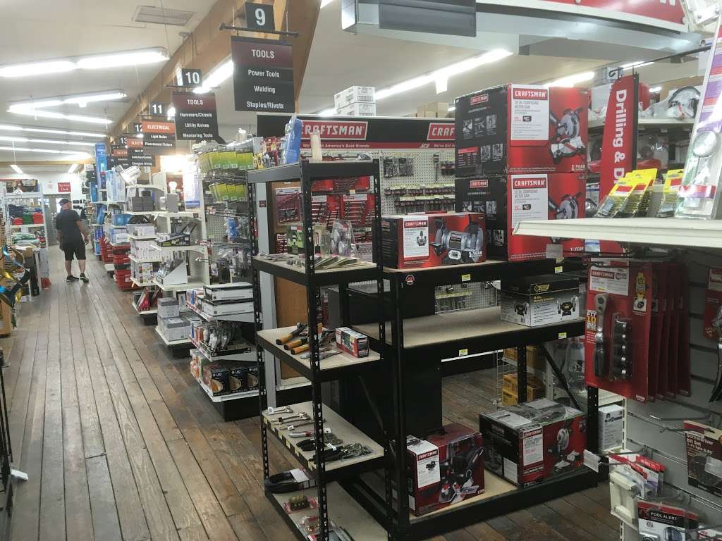 Weavers Ace Hardware At Fleetwood | 732 Fleetwood Lyons Rd, Fleetwood, PA 19522, USA | Phone: (610) 944-7681