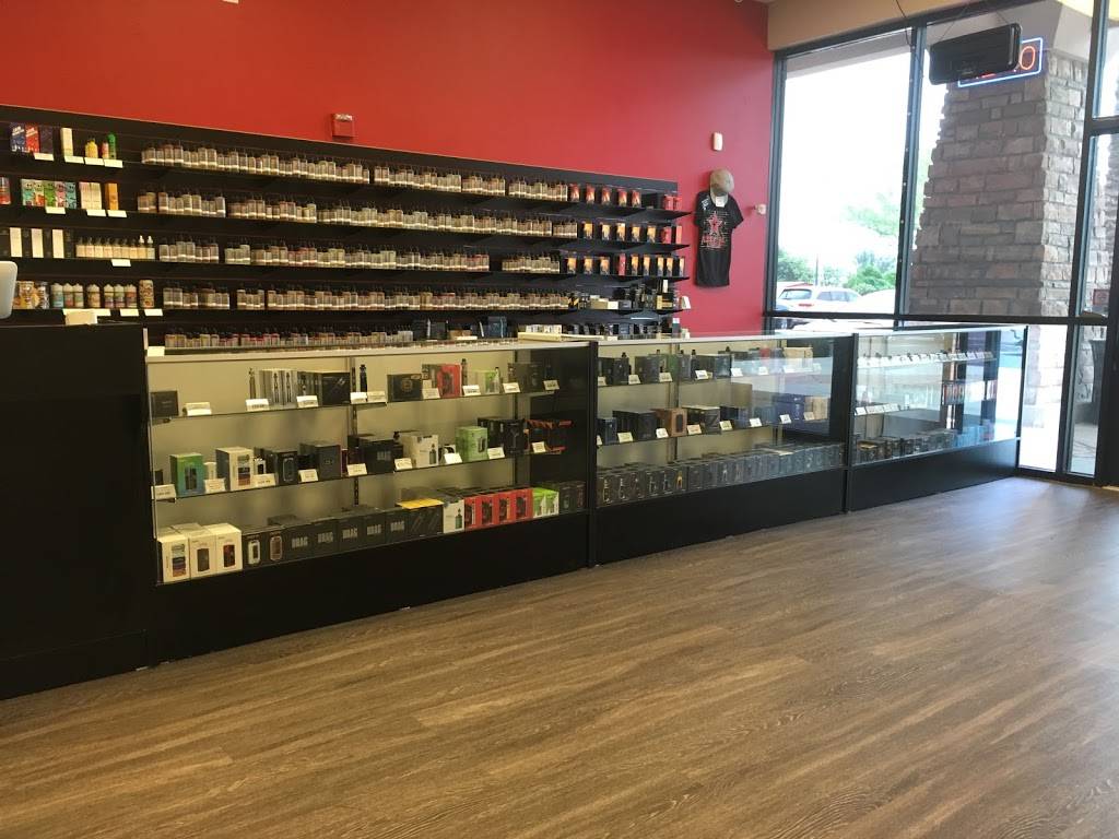 Red Star Vapor & CBD | 2531 S Gilbert Rd #106, Gilbert, AZ 85295, USA | Phone: (480) 455-9880