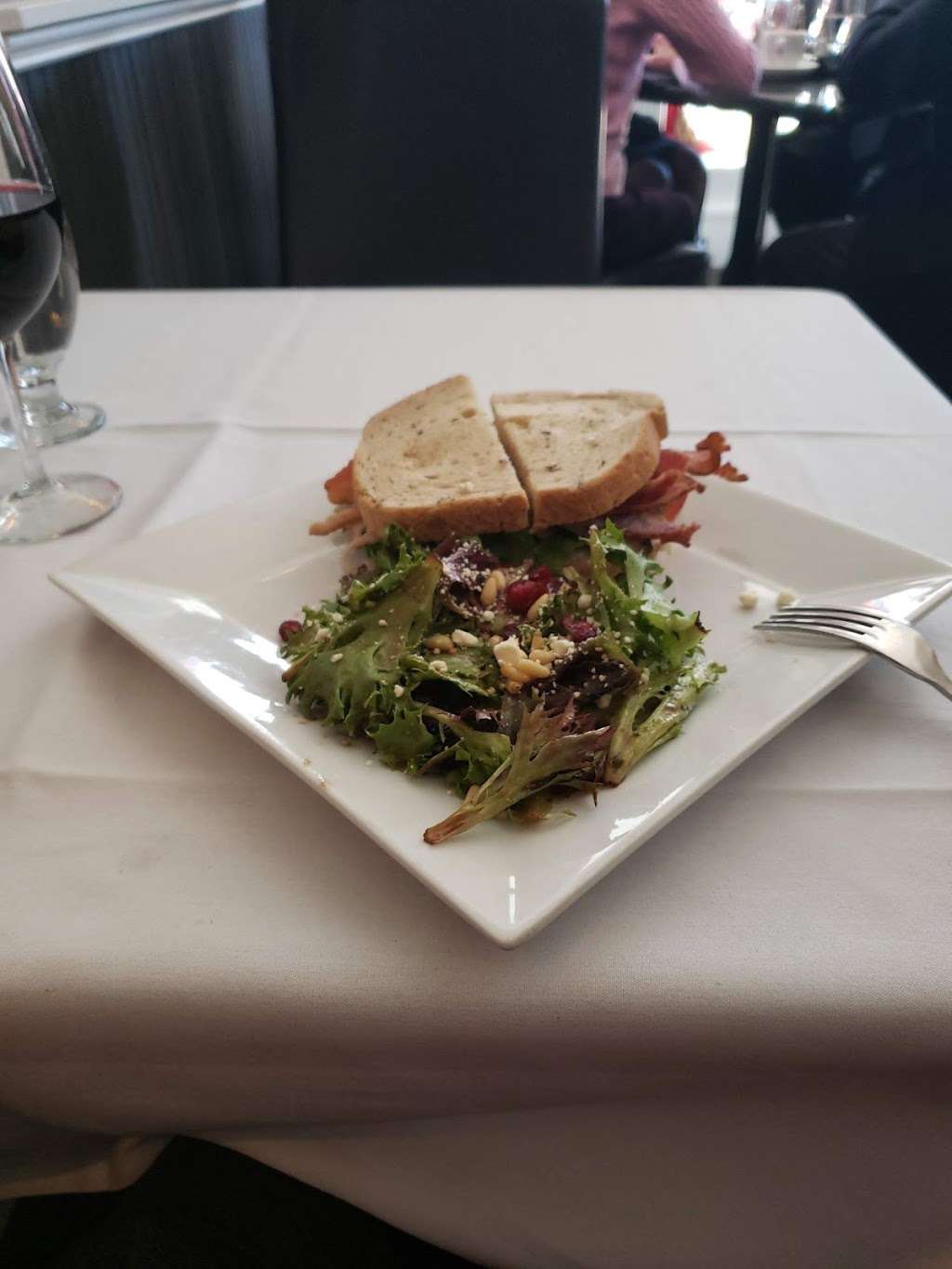 The Front Room | 208 High St, Chestertown, MD 21620, USA | Phone: (410) 778-5000