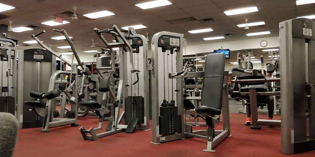 Fitness 19 | 903 Oak Tree Avenue #3, South Plainfield, NJ 07080 | Phone: (908) 222-0119