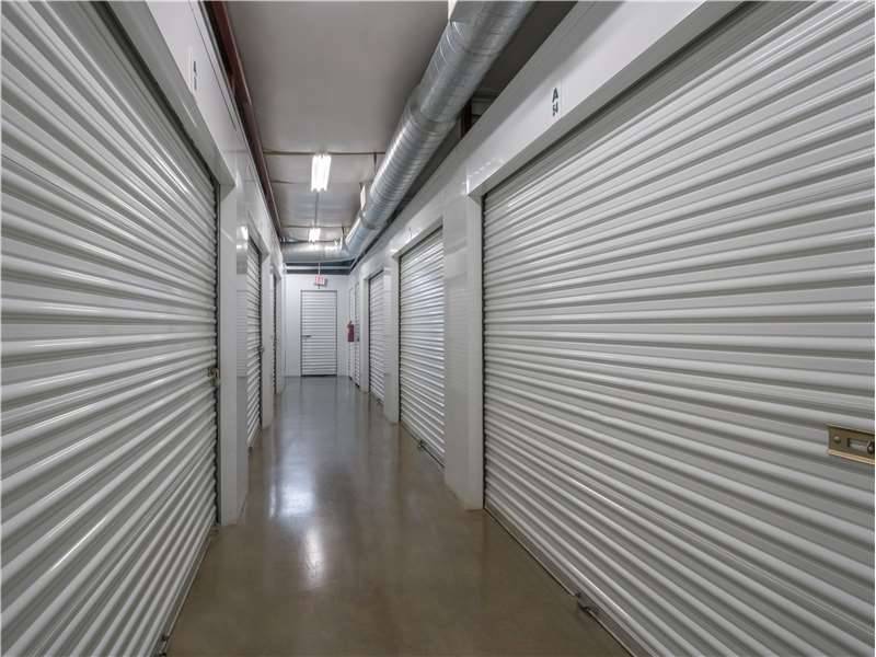 Extra Space Storage | 2750 N Hwy 360, Grand Prairie, TX 75050, USA | Phone: (972) 641-2555