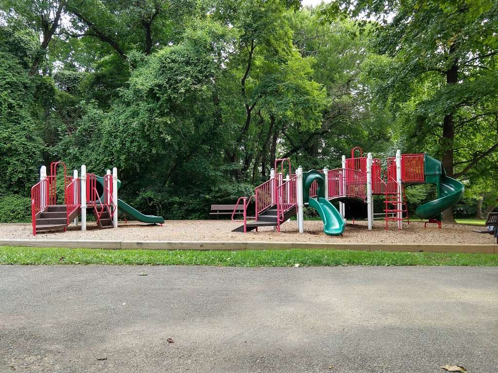 White Flint Park | 11525 Rokeby Ave, Kensington, MD 20895, USA