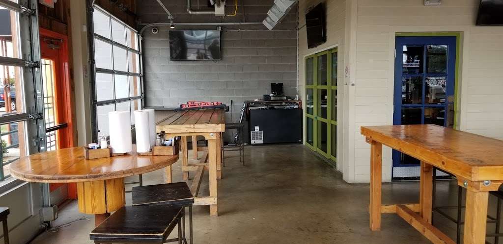 Ojos Locos Sports Cantina - Almeda | 12200 Gulf Fwy, Houston, TX 77034, USA | Phone: (832) 831-2052