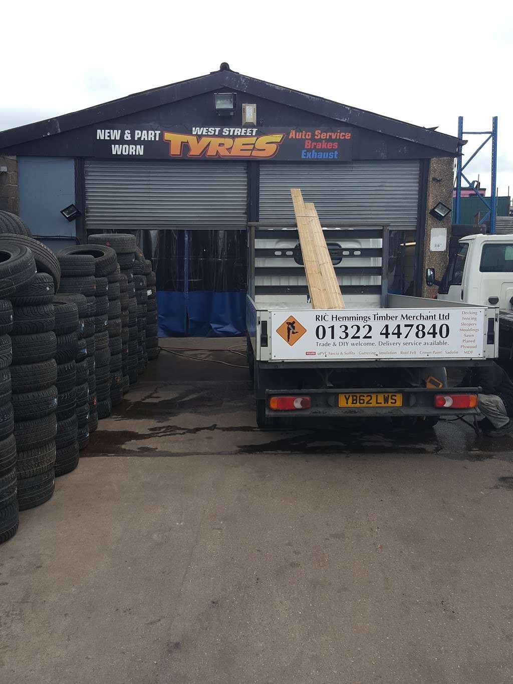 West Street Tyres | Unit 2c Maypole Crescent, Darrent Industrial Park, SLADE GREEN, Dartford, Erith DA8 2JZ, UK | Phone: 01322 836996