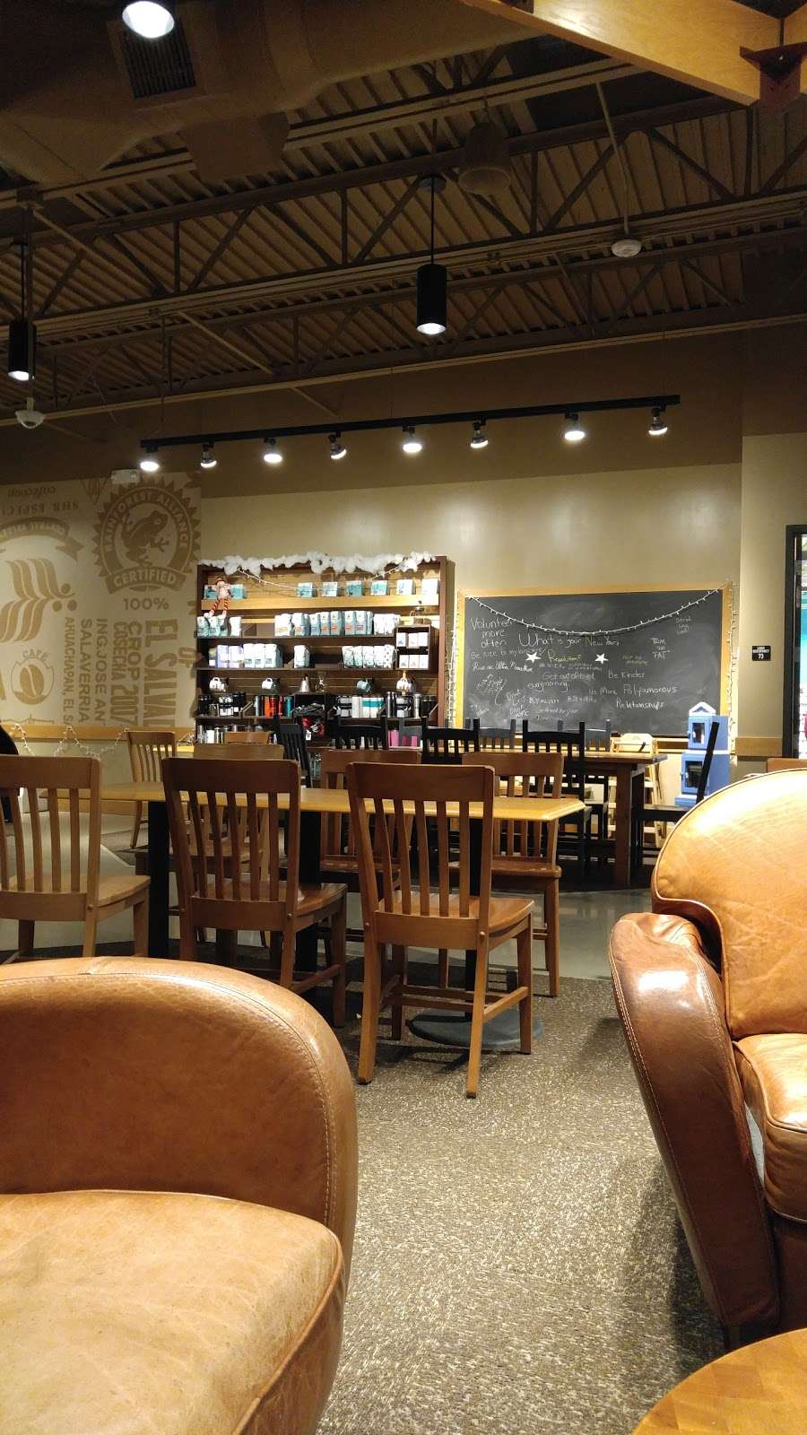 Caribou Coffee | 205 N Belt Hwy, St Joseph, MO 64506 | Phone: (816) 232-3306