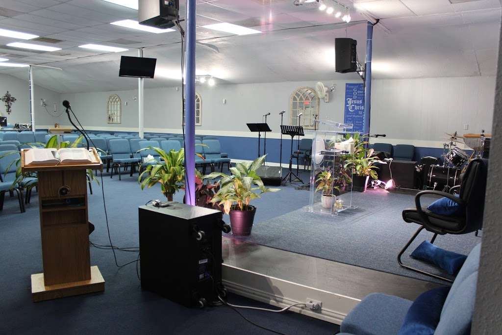 Life and Light Apostolic Assembly | 2751 Manvel Rd, Pearland, TX 77584 | Phone: (713) 474-5643