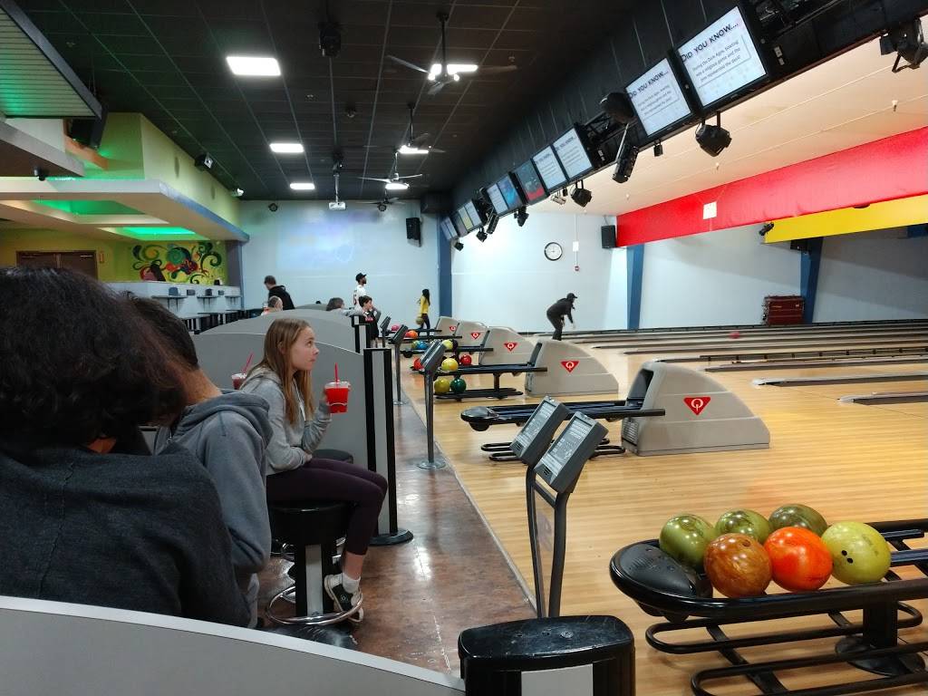 Capitol Bowl | 900 W Capitol Ave, West Sacramento, CA 95691, USA | Phone: (916) 371-4200