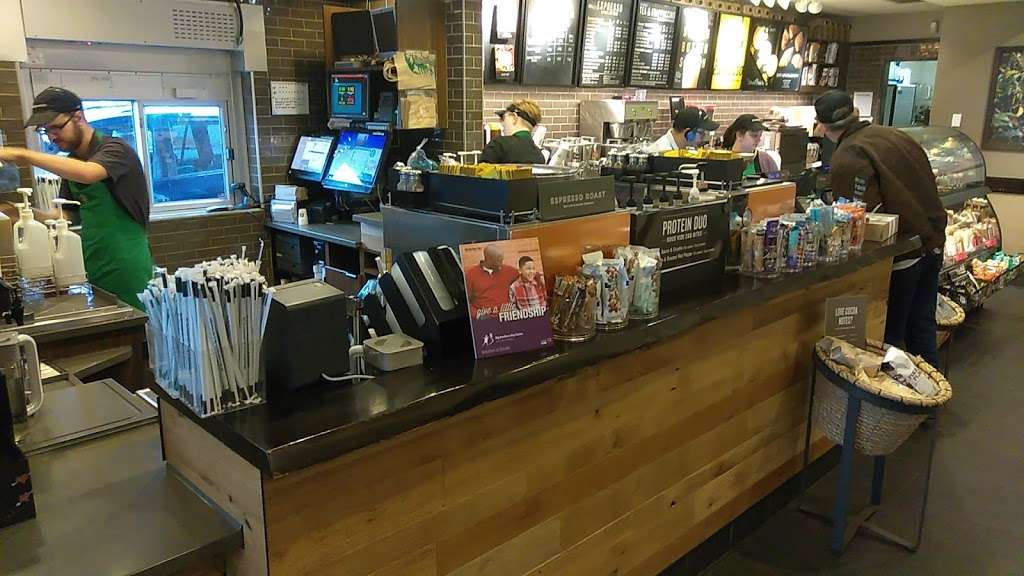 Starbucks | 10861 E US Hwy 36, Avon, IN 46123 | Phone: (317) 273-1860