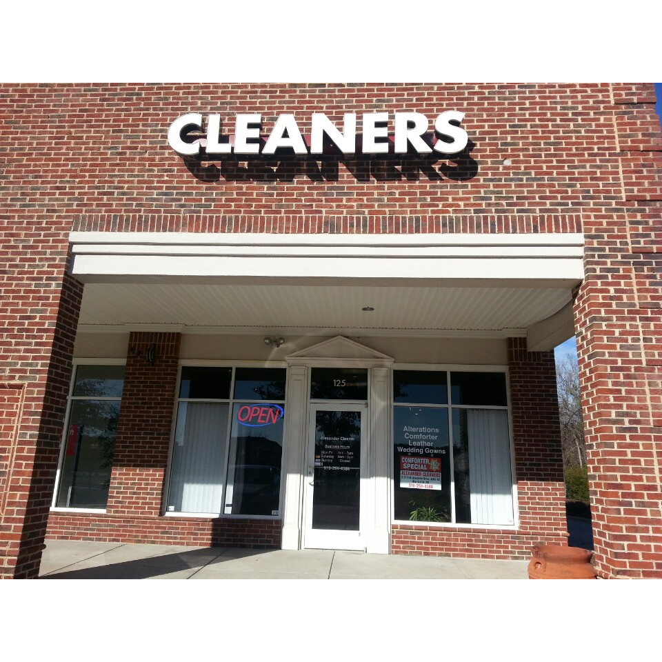 Alexander Cleaners 알렉산더 클리너즈 | 2121 T W Alexander Drive, Suite 125, Morrisville, NC 27560, USA | Phone: (919) 294-4586
