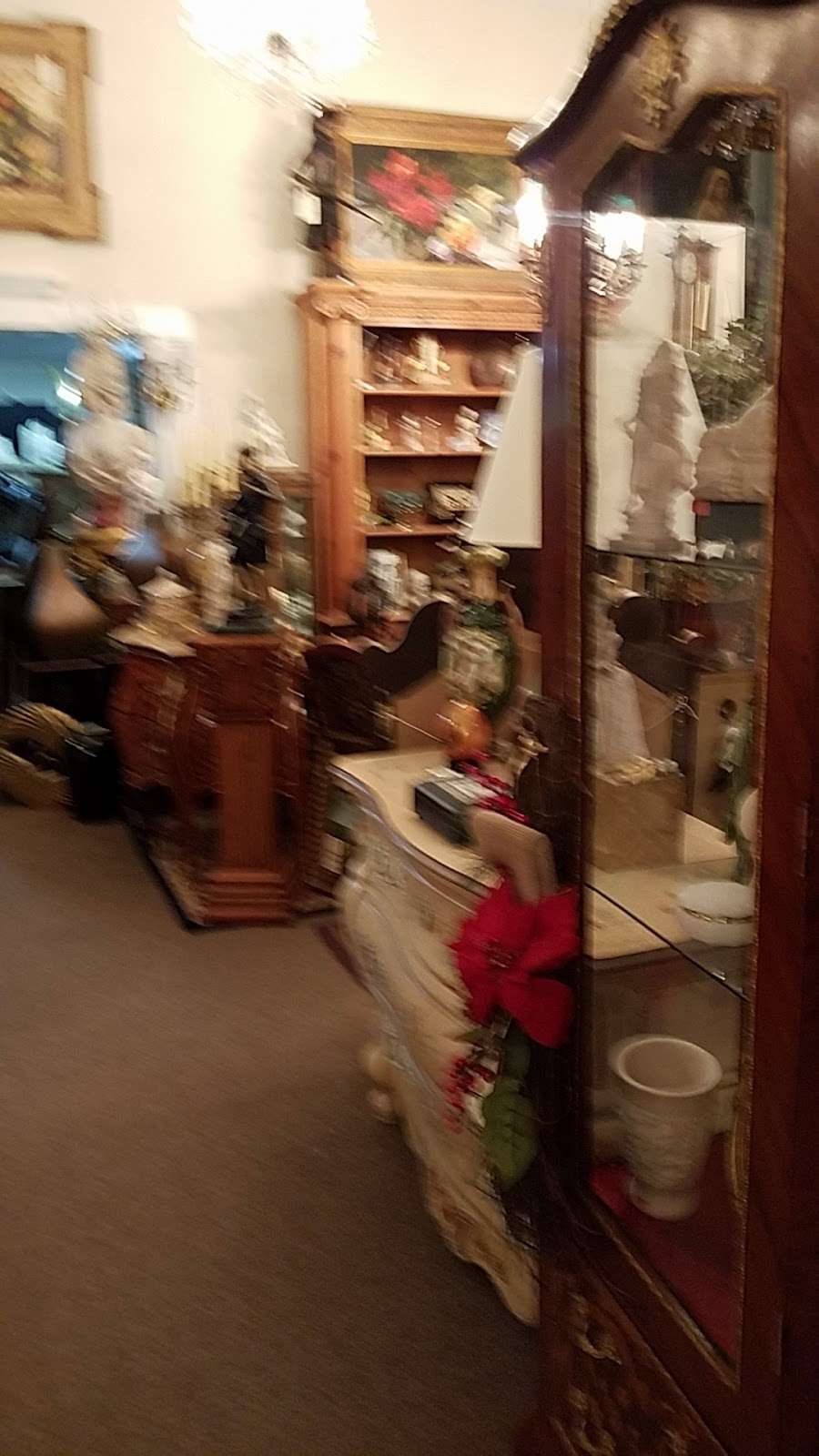 European Antique And Design Center | 2700 Buck Rd, Huntingdon Valley, PA 19006, USA | Phone: (215) 938-8532