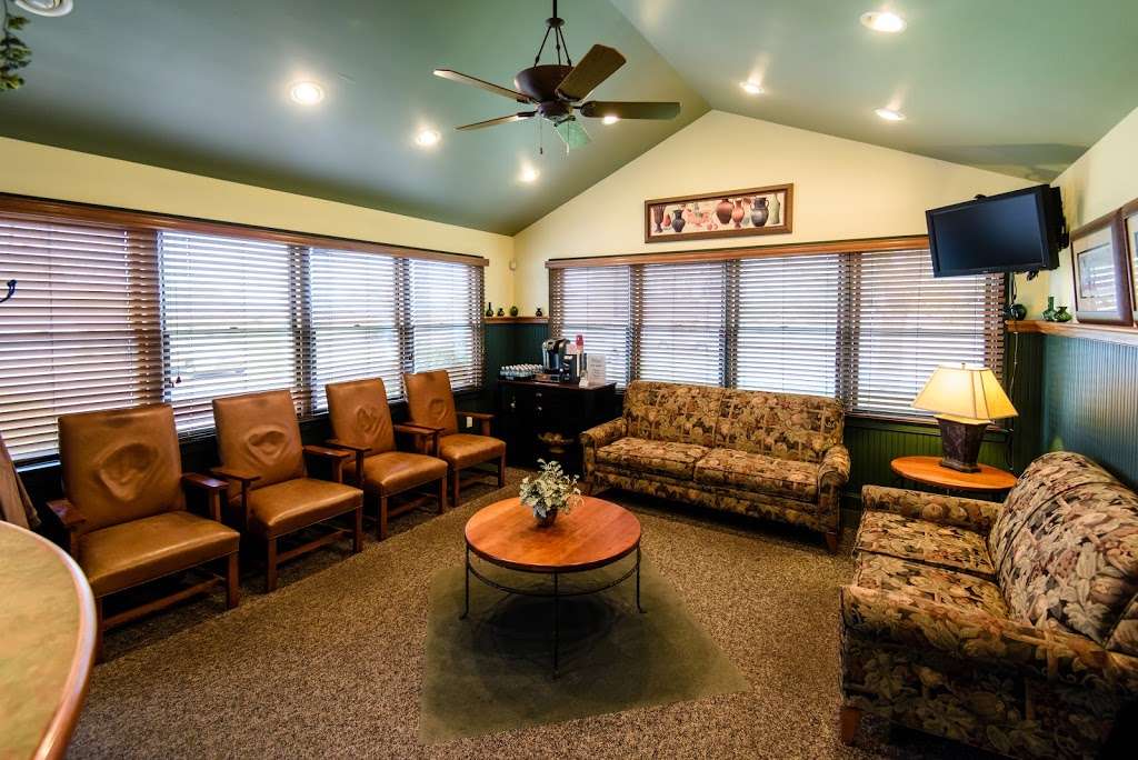 J. Brooke Lewis DMD Family Dentistry | 103 E Main St, Silverdale, PA 18962 | Phone: (215) 257-1100