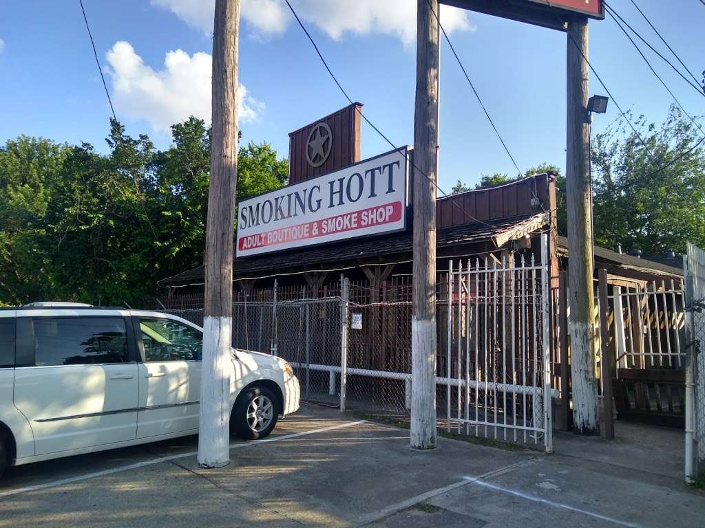 Smoking Hott | 5125 North Freeway, #A, Houston, TX 77022 | Phone: (832) 433-7622