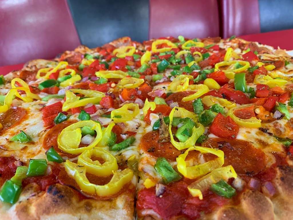 Pelican Jos Pizzeria | 263 Eastman Park Dr, Windsor, CO 80550, USA | Phone: (970) 686-7297