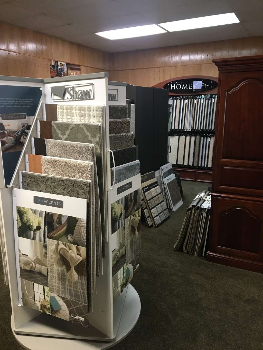 Midway Carpet Distributors | 1525 Northwest Blvd, Newton, NC 28658, USA | Phone: (828) 465-1033