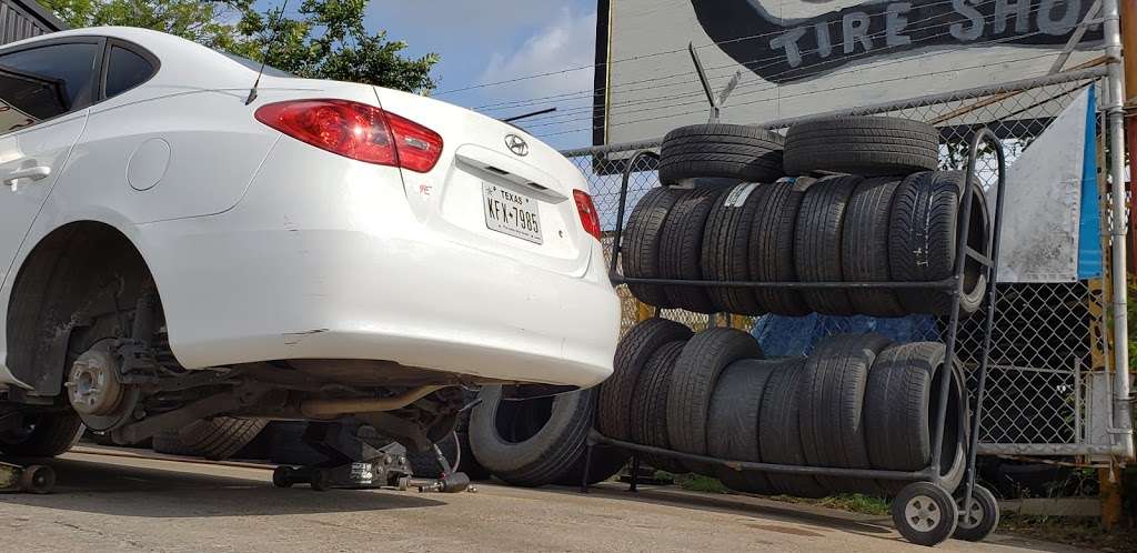 Cobra Tires | 2319 N Shepherd Dr, Houston, TX 77008, USA | Phone: (713) 426-3988