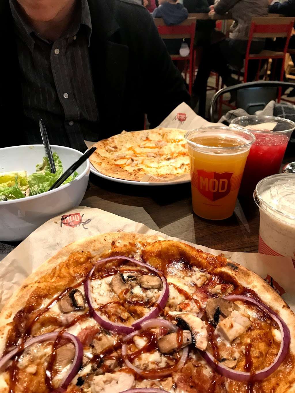 MOD Pizza | 18300 Cottonwood Dr Suite 111, Parker, CO 80138 | Phone: (720) 586-8558