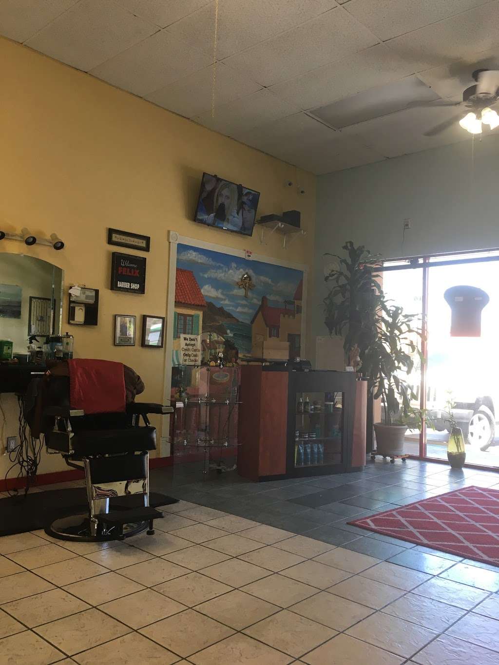 Classic barbershop | 27737 Bouquet Canyon Rd, Santa Clarita, CA 91350 | Phone: (661) 264-6113
