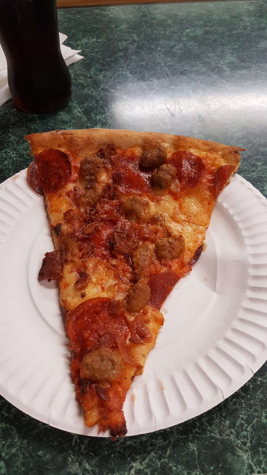 Giannis Pizza & Subs Inc | 861 Edgell Rd, Framingham, MA 01701, USA | Phone: (508) 877-7697