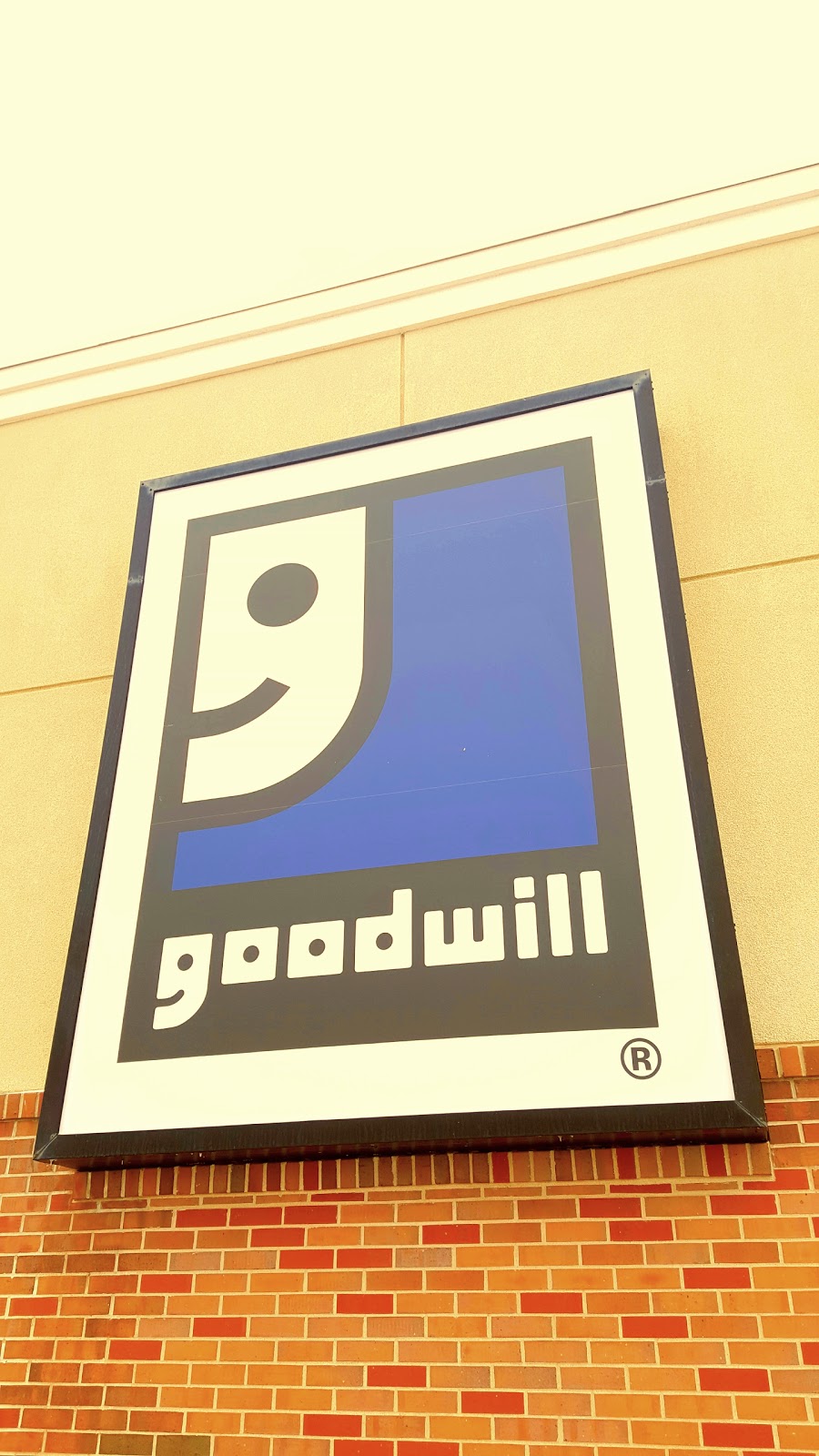 Goodwill Industries of Kansas | 3737 N Maize Rd, Wichita, KS 67205, USA | Phone: (316) 729-6600