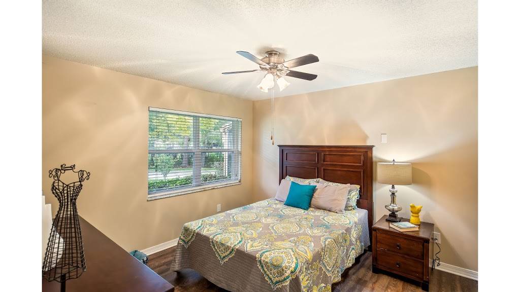 Wyndham Lakes | 10660 Old St Augustine Rd, Jacksonville, FL 32257 | Phone: (904) 302-9685