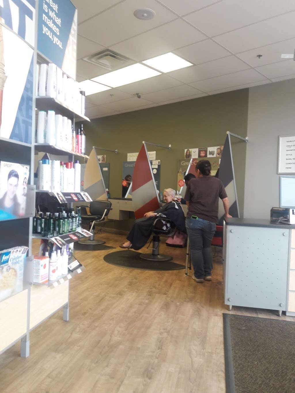 Great Clips | 2034 State Road 19 Next to Publix, Tavares, FL 32778, USA | Phone: (352) 742-1267