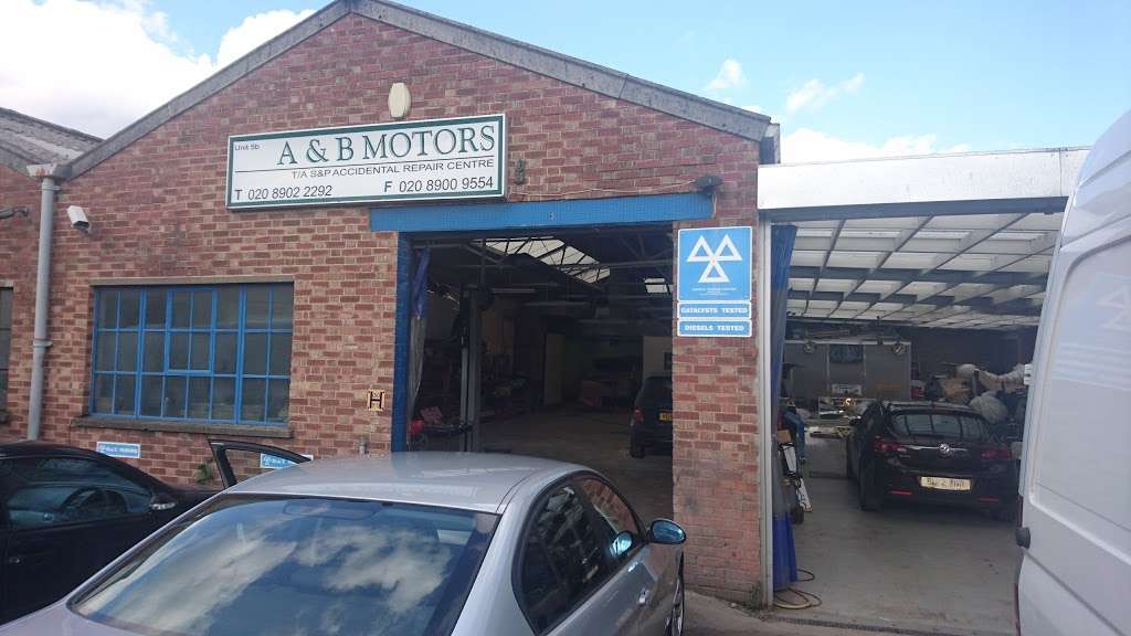 A & B Motors | 5B Watkin Rd, Wembley HA9 0NZ, UK | Phone: 020 8902 2292