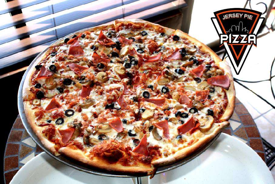 Jersey Pie Pizza | local 3, Av. Colina de la Escondida 12279, Residencial Agua Caliente, 22194 Tijuana, B.C., Mexico | Phone: 664 104 3092