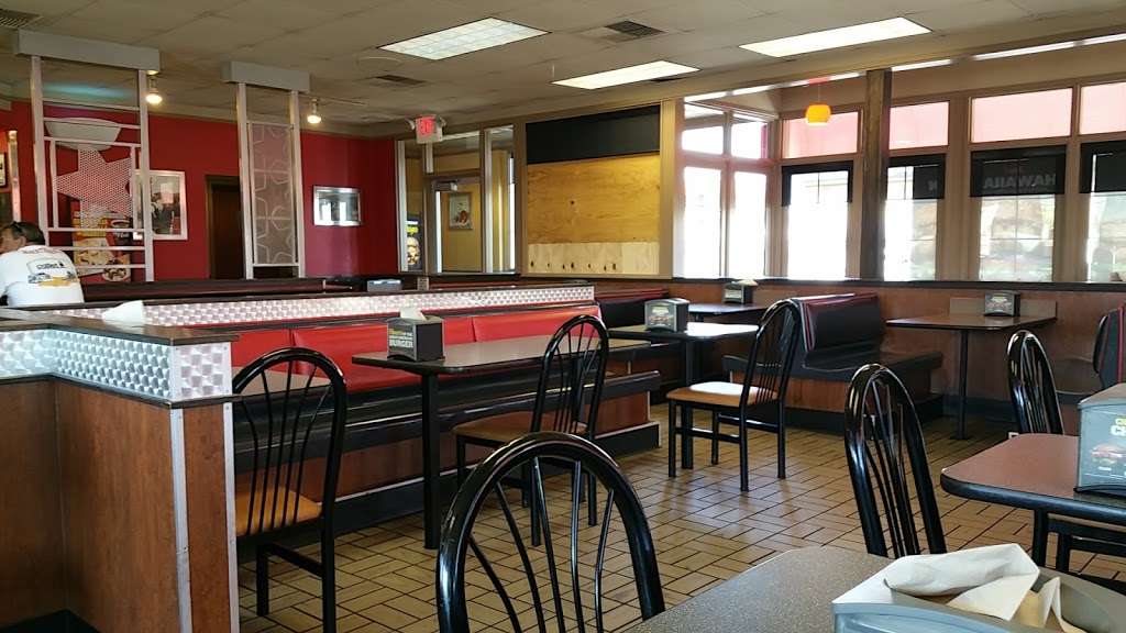 Carls Jr. | 1202 N 51st Ave, Phoenix, AZ 85043, USA | Phone: (602) 269-3119