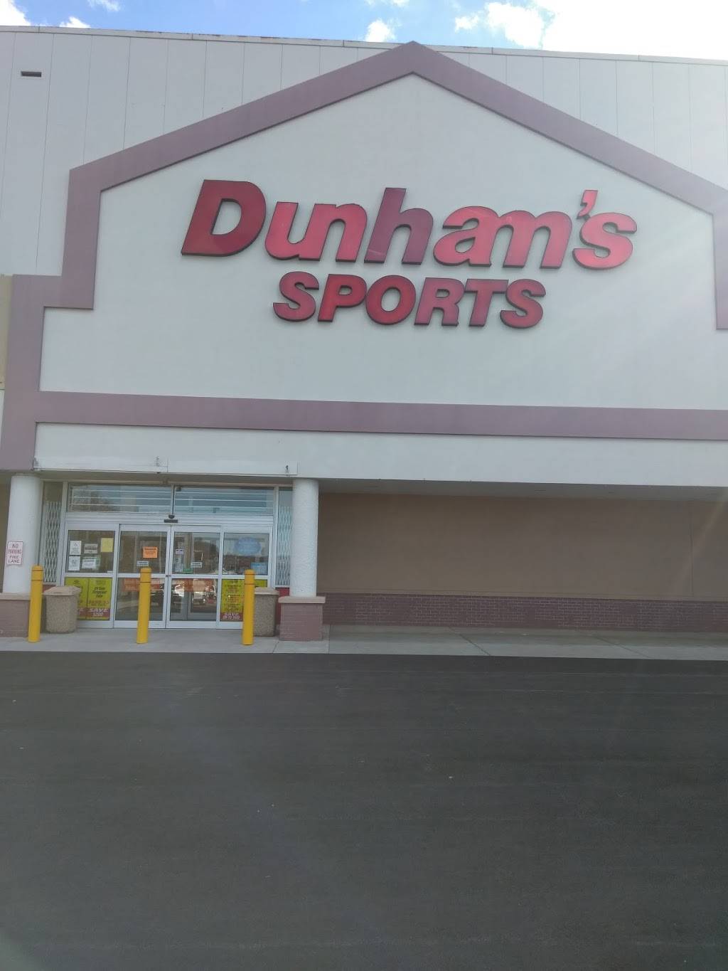 Dunhams Sports | 3700 William Penn Hwy, Monroeville, PA 15146, USA | Phone: (412) 856-5078
