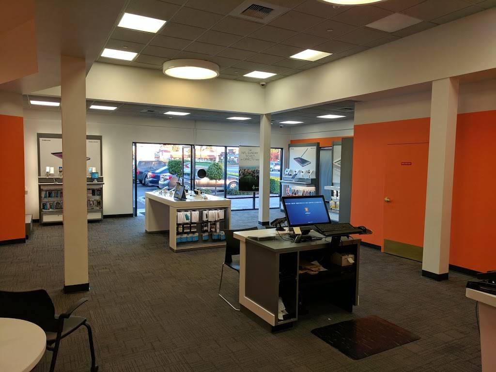 AT&T Store | 175 W Shaw Ave Suite 101, Clovis, CA 93612 | Phone: (559) 322-3310