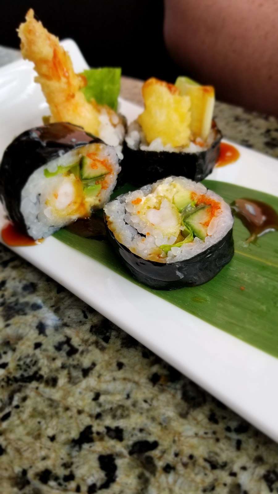 BlueFin Sushi Restaurant in Denver | 7303 E 29th Ave, Denver, CO 80238, USA | Phone: (303) 333-4006