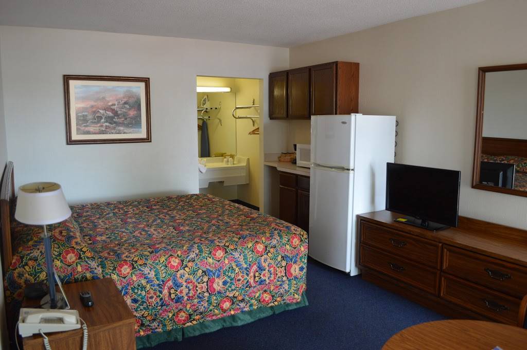 Bluegrass Extended Stay | 2753 Richmond Rd, Lexington, KY 40509 | Phone: (859) 269-4999