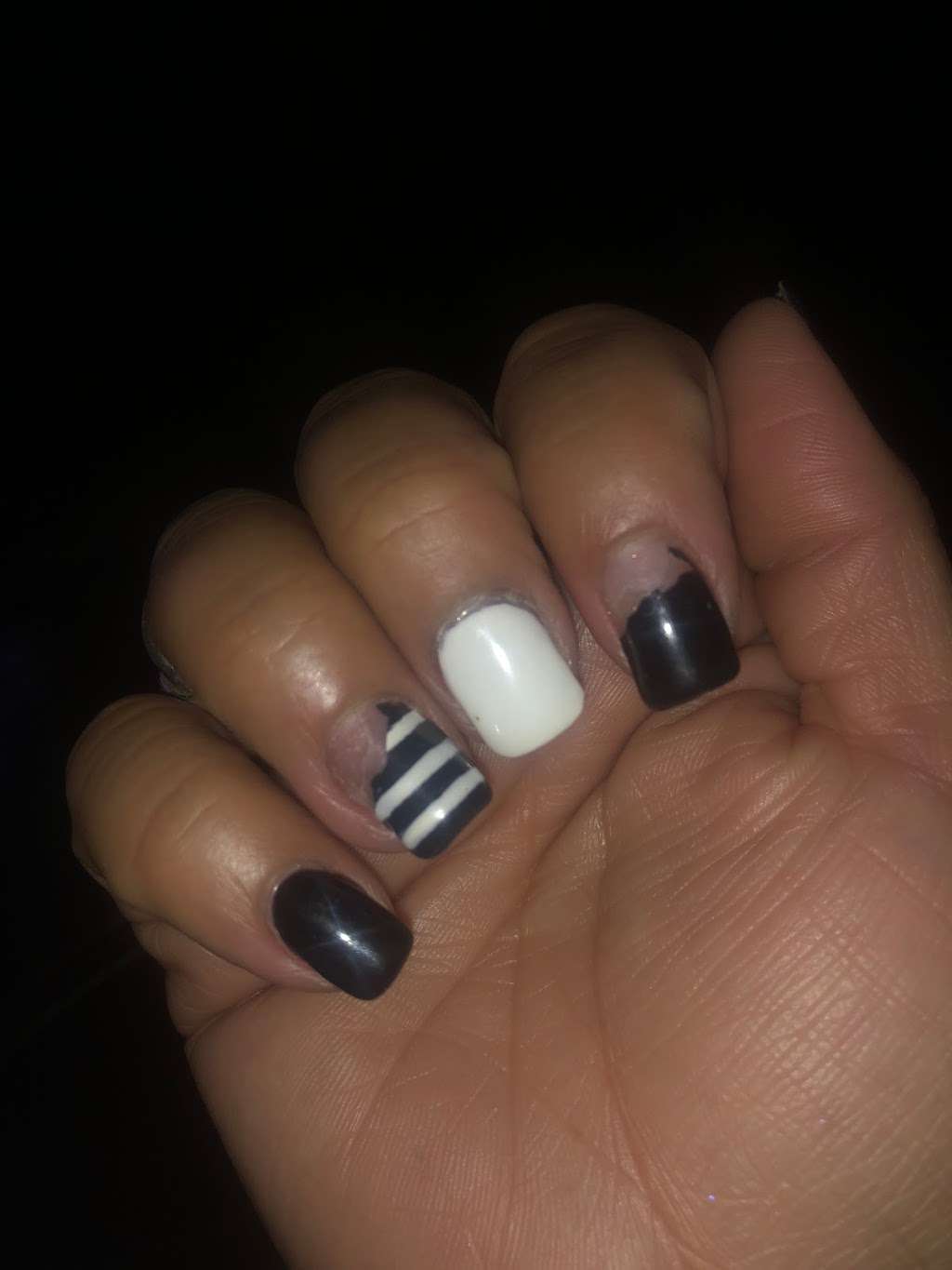 Lovely Nails Spa & Hair | 2532 S Grove Ave, Ontario, CA 91761, USA | Phone: (909) 930-0858