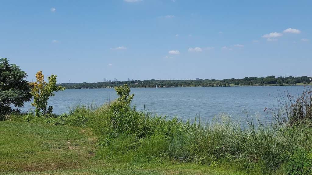 White Rock Lake Park | E Lawther Dr, Dallas, TX 75218, USA | Phone: (214) 660-1100